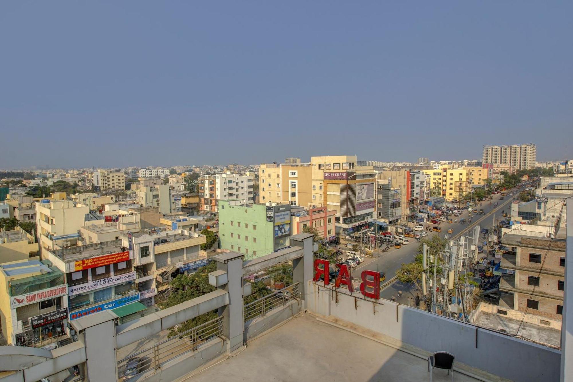 Отель Super Townhouse Oak Lb Nagar Ramoji Хайдарабад Экстерьер фото